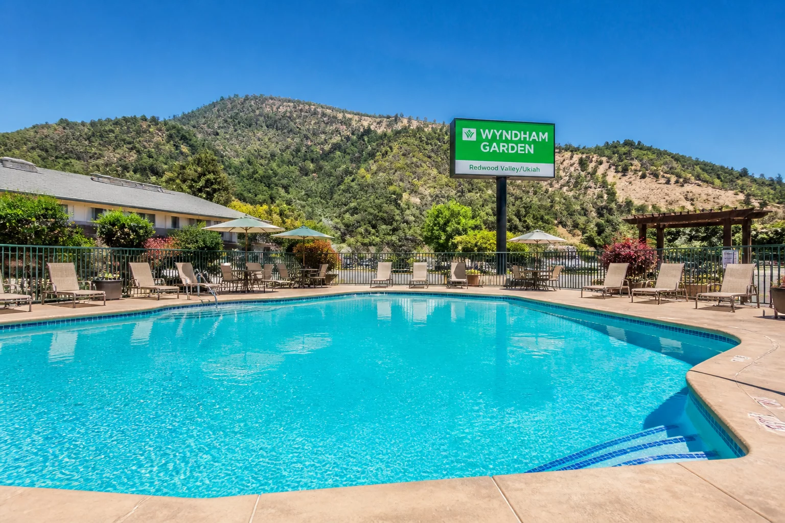A planning guide for the northeastern tribal and commercial resorts